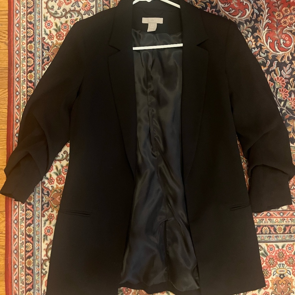 H&M Black Blazer with Ruched Sleeve Details size XS